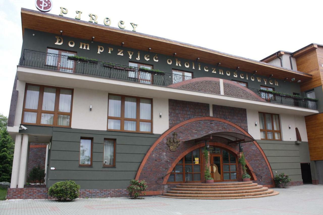 Hotel Pinocy Ledziny 외부 사진